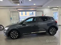 Usata Renault Clio V Edition One 101 CV (74 kW) 2020 Blu Berlina