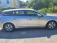 Usata Volvo V60 150 CV (110 kW) 2015 Grigio Station wagon