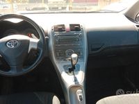 usata Toyota Auris 1.4 diesel automatica