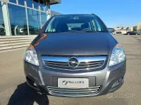 Usata Opel Zafira 94 CV (69 kW) 2009 Grigio Monovolume