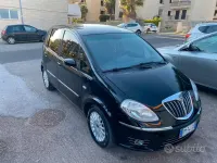 Usata Lancia Musa 90 CV (66 kW) 2009 Nero Monovolume