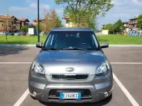 Usata Kia Soul Active 128 CV (94 kW) 2011 Grigio SUV