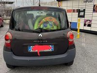 Usata Renault Modus Privilege 75 CV (55 kW) 2005 Marrone Monovolume