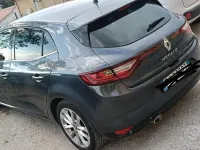 Usata Renault Mégane IV 110 CV (80 kW) 2017 Grigio Berlina