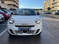 Käytetty Fiat 600 La Prima 101 HP (74 kW) 2025 Valkoinen Katumaasturi