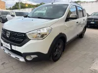 Usata Dacia Lodgy Stepway 109 CV (80 kW) 2018 Bianco Monovolume
