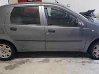 Usata Fiat Punto Dynamic 80 CV (58 kW) 2005 Utilitaria