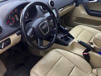 Usata Audi A3 Young 90 CV (66 kW) 2012 Grigio Berlina