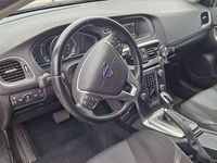 Usata Volvo V40 Momentum 150 CV (110 kW) 2014 Nero Berlina