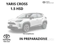 Usata Toyota Yaris Cross Trend 116 CV (85 kW) 2022 Grigio SUV