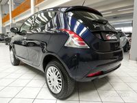 Usata Lancia Ypsilon 84 CV (61 kW) 2017 Blu Utilitaria