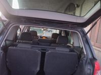 Usata Opel Zafira 110 CV (80 kW) 2013 Nero Monovolume