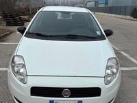 Usata Fiat Grande Punto 74 CV (54 kW) 2011 Bianco Utilitaria