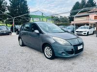 Usata Renault Scénic III 110 CV (80 kW) 2011 Grigio Monovolume