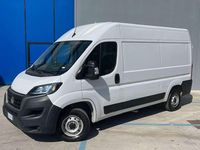 Usata Fiat Ducato 140 CV (102 kW) 2023 Bianco pastello Furgone