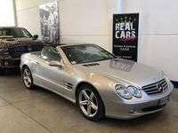 Usata Mercedes SL350 245 CV (180 kW) 2005 Argento Cabrio