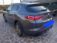 Usata Alfa Romeo Stelvio Executive 210 CV (154 kW) 2018 Gray SUV
