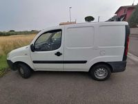 Usata Fiat Doblò Active 103 CV (75 kW) 2009 Bianco Monovolume