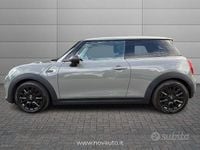 Usata Mini ONE 102 CV (75 kW) 2019 Grigio Utilitaria