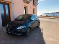 Usata Lancia Ypsilon Platinum 95 CV (69 kW) 2016 Blu Utilitaria