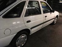 usata Ford Escort 1.8 diesel Voyager 5 porte Ghia