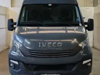 Usata Iveco Daily 101 CV (74 kW) 2017 Grigio Furgone