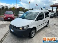 Usata VW Caddy Highline 102 CV (75 kW) 2015 Bianco Monovolume