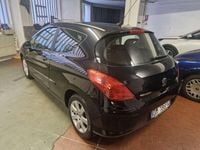 Usata Peugeot 308 109 CV (80 kW) 2008 Berlina