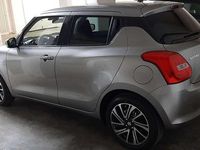 Usata Suzuki Swift 83 CV (61 kW) 2023 Argento Berlina