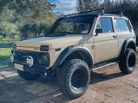 Usata Lada niva 75 CV (55 kW) 1995 SUV