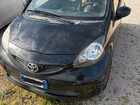 Usata Toyota Aygo 68 CV (50 kW) 2009 Nero Utilitaria