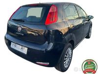 Usata Fiat Punto Street 69 CV (50 kW) 2016 Nero Berlina