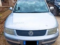 Usata VW Passat 110 CV (80 kW) 1998 Grigio Station wagon