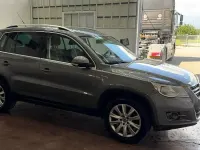 Usata VW Tiguan Sportline 140 CV (102 kW) 2010 Grigio SUV