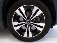 Usata Mercedes GLB200 150 CV (110 kW) 2023 Grigio montagna SUV