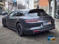 Usata Porsche Panamera 330 CV (242 kW) 2018 Grigio Berlina