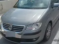 Usata VW Touran 105 CV (77 kW) 2011 Grigio Monovolume