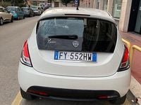 Usata Lancia Ypsilon 69 CV (50 kW) 2019 Bianco Utilitaria