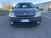 Usata Renault Clio II 58 CV (42 kW) 2000 Other Berlina