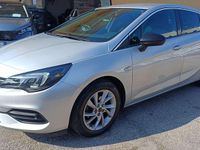 Usata Opel Astra Ultimate 122 CV (89 kW) 2021 Argento Berlina