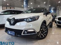 Usata Renault Captur Intens 90 CV (66 kW) 2015 Beige SUV