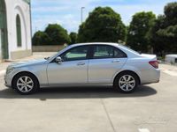 Usata Mercedes C220 170 CV (125 kW) 2009 Grigio Berlina