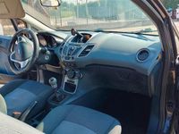 Usata Ford Fiesta 97 CV (71 kW) 2010 Nero Utilitaria