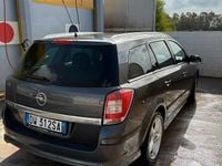 Usata Opel Astra Cosmo 125 CV (91 kW) 2009 Grigio Station wagon