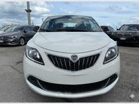 Usata Lancia Ypsilon Silver 69 CV (50 kW) 2022 Bianco Utilitaria