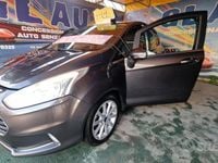 Usata Ford B-MAX Titanium 75 CV (55 kW) 2015 Nero Monovolume