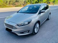 Usata Ford Focus 120 CV (88 kW) 2016 Oro Berlina