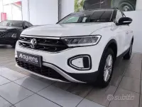 Usata VW T-Roc Life 150 CV (110 kW) 2023 Bianco SUV