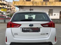 Usata Toyota Auris Active 99 CV (72 kW) 2014 Bianco Berlina