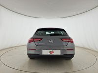 Usado Mercedes CLA180 Shooting Brake Executive 116 CV (85 kW) 2023 Gris Familiar